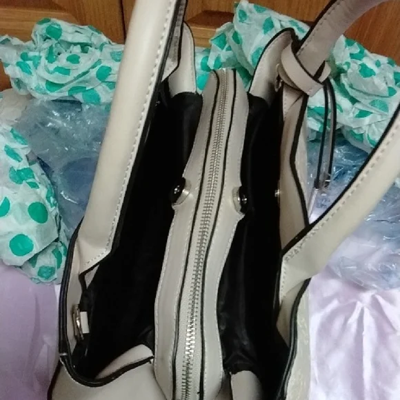 CXL By Christian Lacroix Beige Annabelle Tote And Matching Wallet - Picture 9 of 13